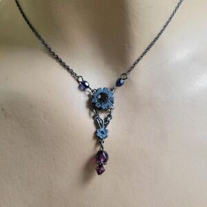1928 Gunmetal Blue Rhinestone Floral Y Necklace OS